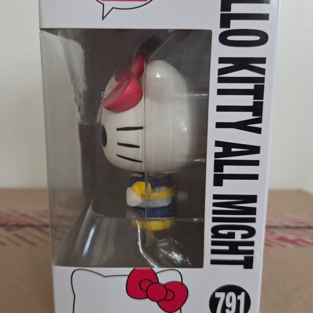 Hello Kitty Funko Pops - Picture 4 of 13